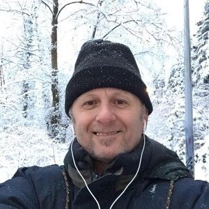 Meet your Posher, Calin